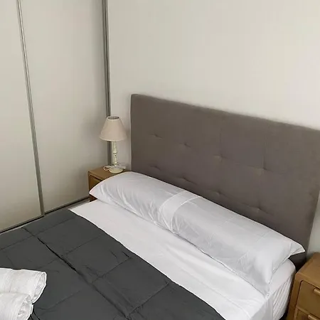 Edifico Manez Segundo- Nuevo, 10 Minutos Gibraltar *